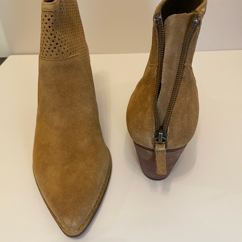Treasure and Bond Suede Western Ankle Booties in Size 12 - Chestnut